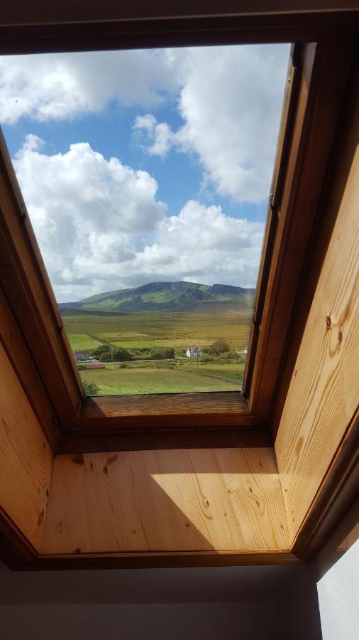 Tigh Quiraing- Heather Staffin Buitenkant foto